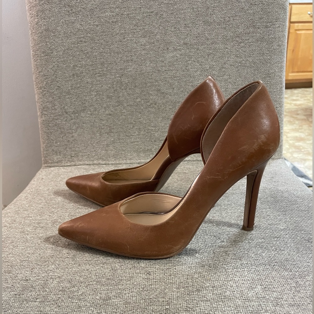 Jessica Simpson Tan Heels Size 6